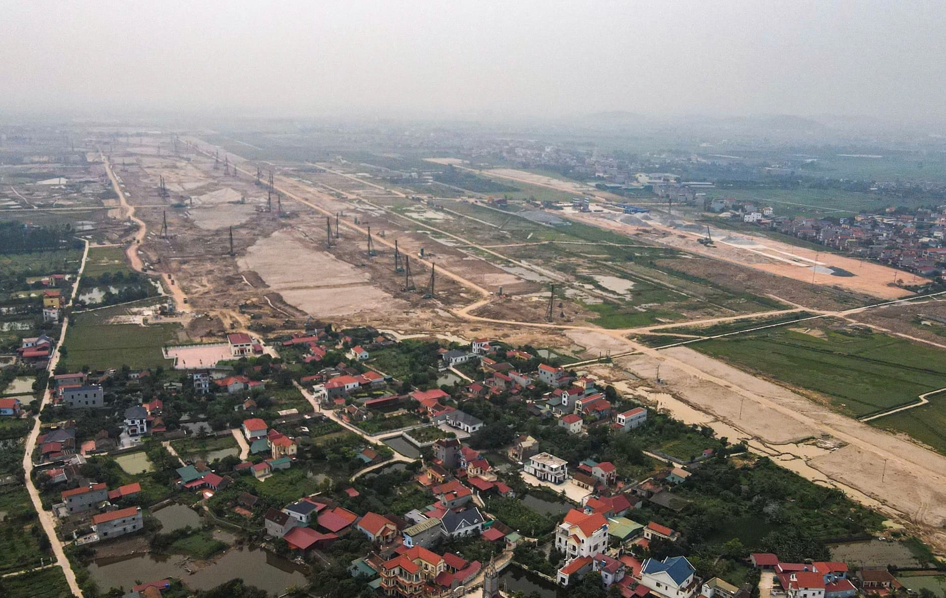 Toàn cảnh công trường Cảng hàng không quốc tế Gia Bình tháng 4 năm 2026